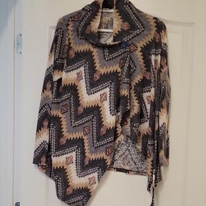 Bobeau Zigzag Patterned Cardigan in Black, Cream, and Brown